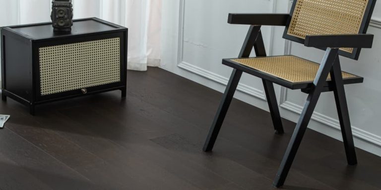 Neutra Dark Oak 1 QH1905